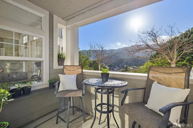 $978,000 | 415 Callippe Court, Brisbane, CA 94005