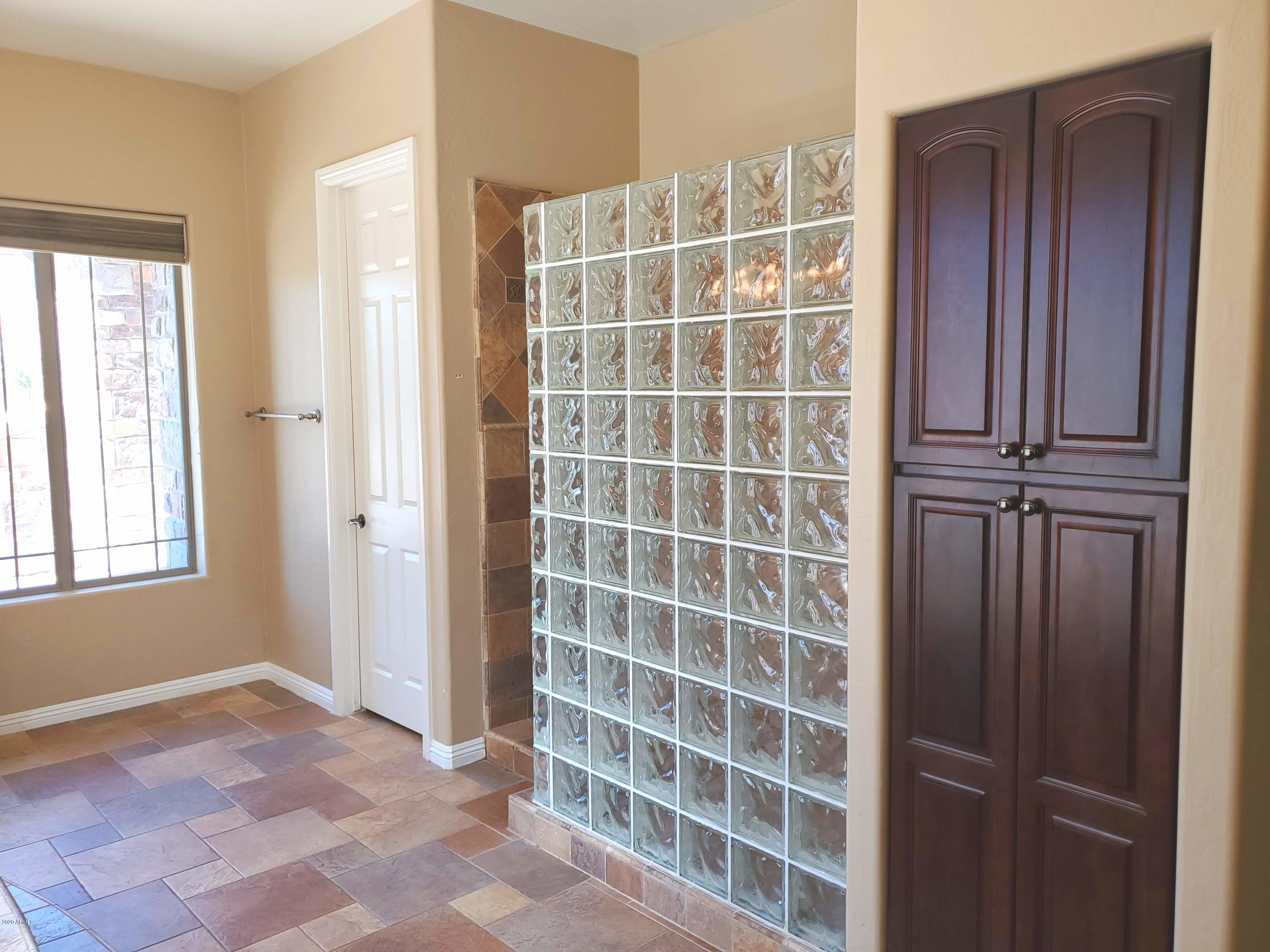 721 East Elgin Street Gilbert, AZ 85295 - Photo 17 of 42 20200528_144849