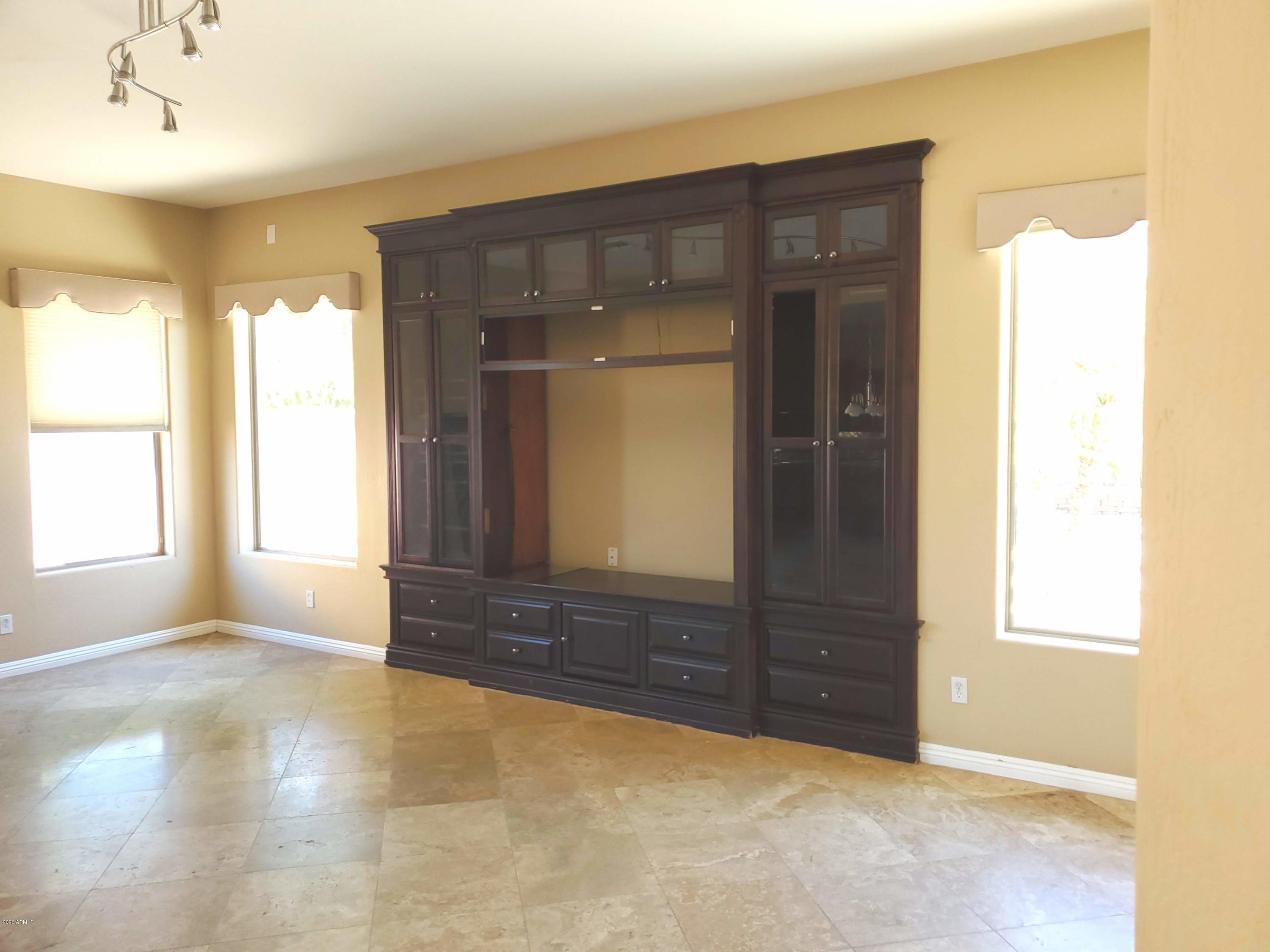 721 East Elgin Street Gilbert, AZ 85295 - Photo 23 of 42 20200528_145411
