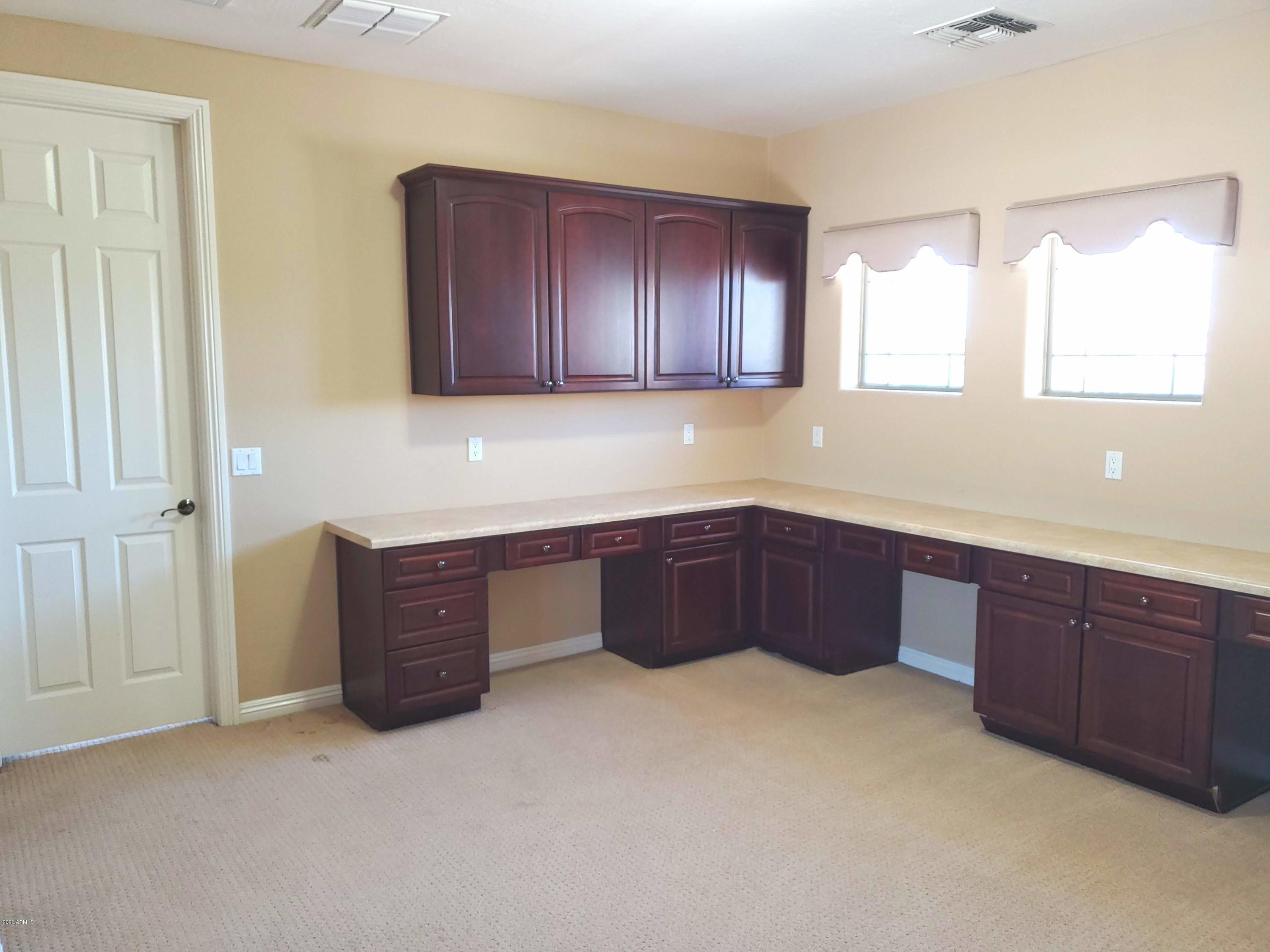 721 East Elgin Street Gilbert, AZ 85295 - Photo 31 of 42 20200528_150036