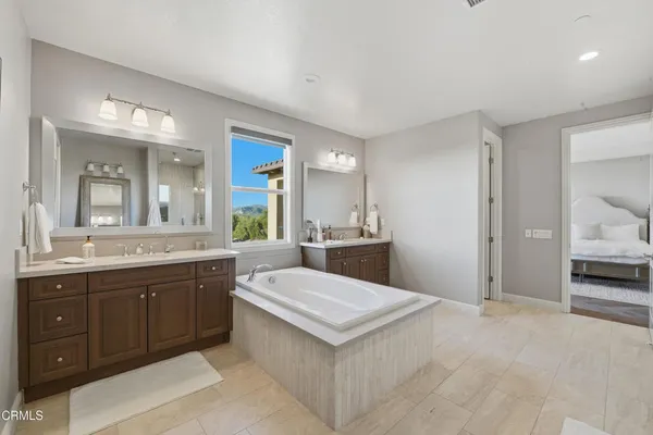 $3,499,000 | 13 Barberry, Lake Forest, CA 92630