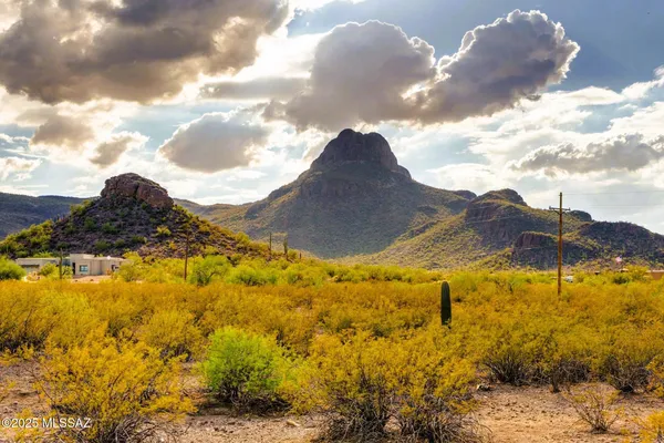 $250,000 | 7759 North Artesiano Road, Unit 2, Tucson, AZ 85743