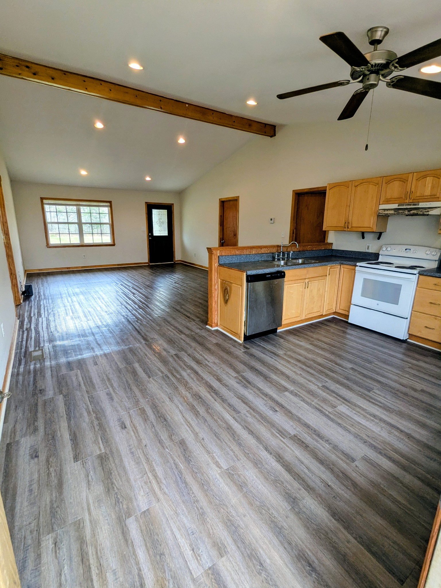 7403 Primm Springs Road Lyles, TN 37098 - Photo 2 of 11
