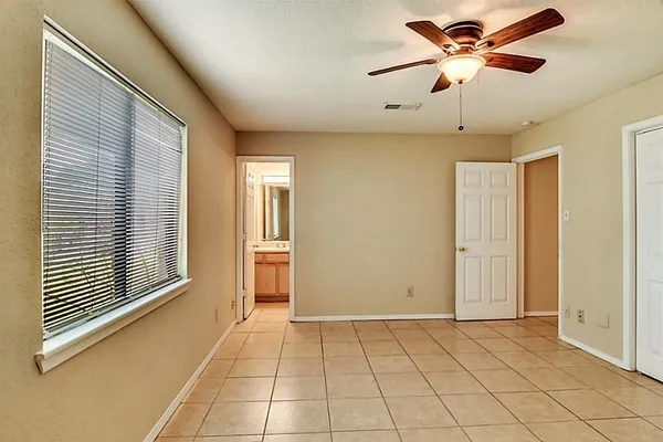 $1,700 | 6907 Tara Drive, Richmond, TX 77469