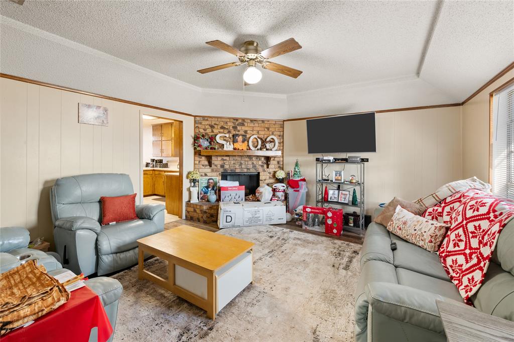 2701 Hurstview Drive Hurst, TX 76054 - Photo 23 of 39