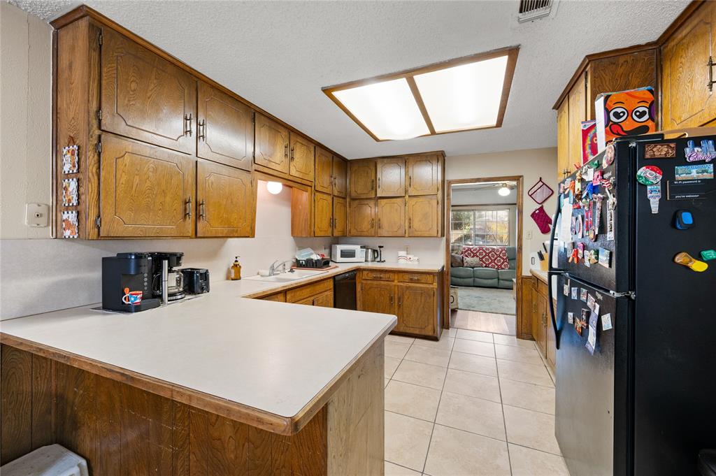 2701 Hurstview Drive Hurst, TX 76054 - Photo 26 of 39