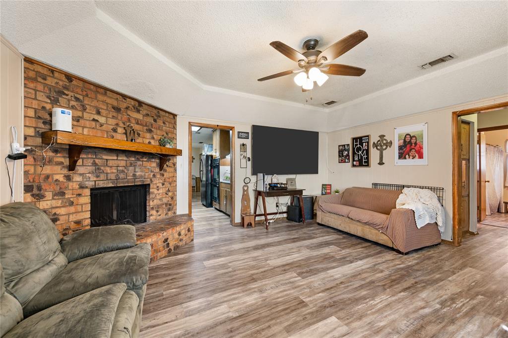 2701 Hurstview Drive Hurst, TX 76054 - Photo 6 of 39