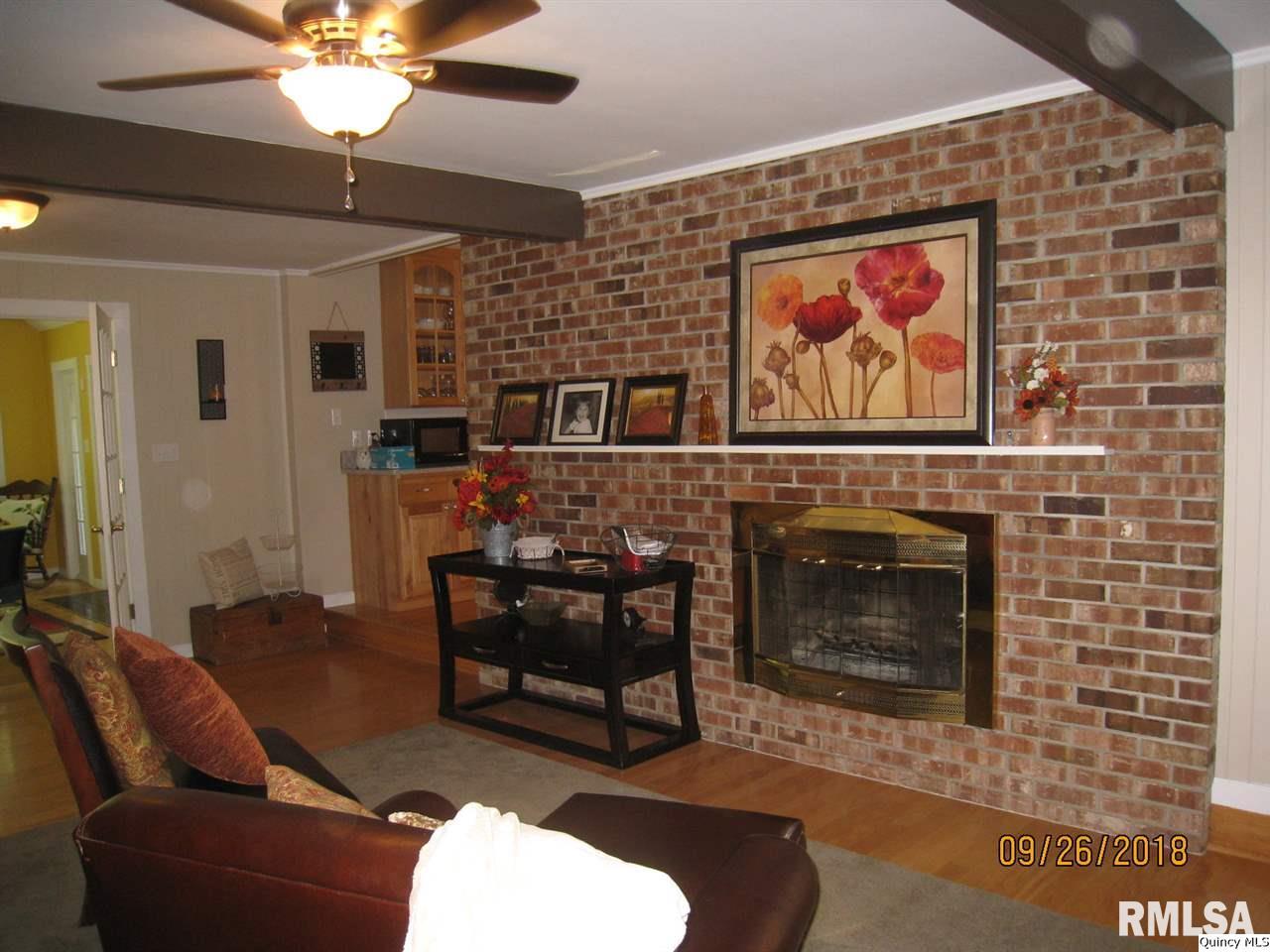 2112 Creek Road Quincy, IL 62301 - Photo 12 of 32 Gallery Image 12