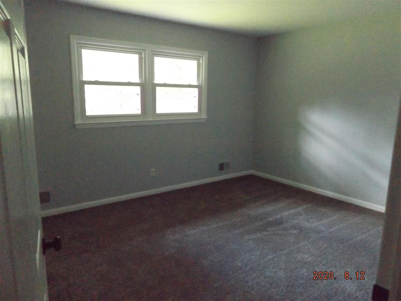 1121 Meadowbrook Road Spartanburg, SC 29307 - Photo 16 of 26 Gallery Image 16