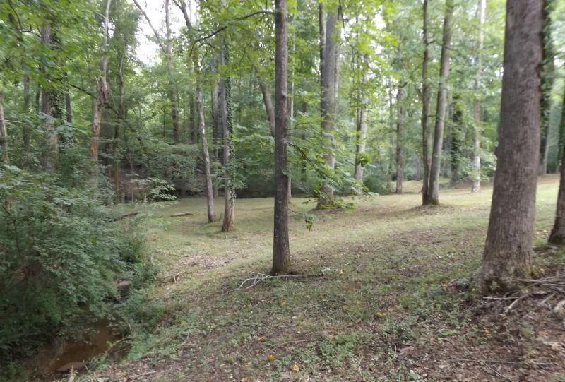 1121 Meadowbrook Road Spartanburg, SC 29307 - Photo 2 of 26 Gallery Image 2