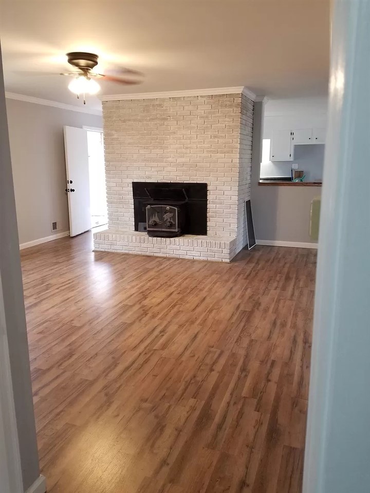 1121 Meadowbrook Road Spartanburg, SC 29307 - Photo 4 of 26 Gallery Image 4