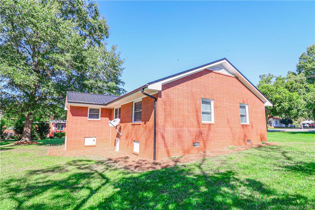 2835 Airport Road Salisbury, NC 28147 - Photo 5 of 22