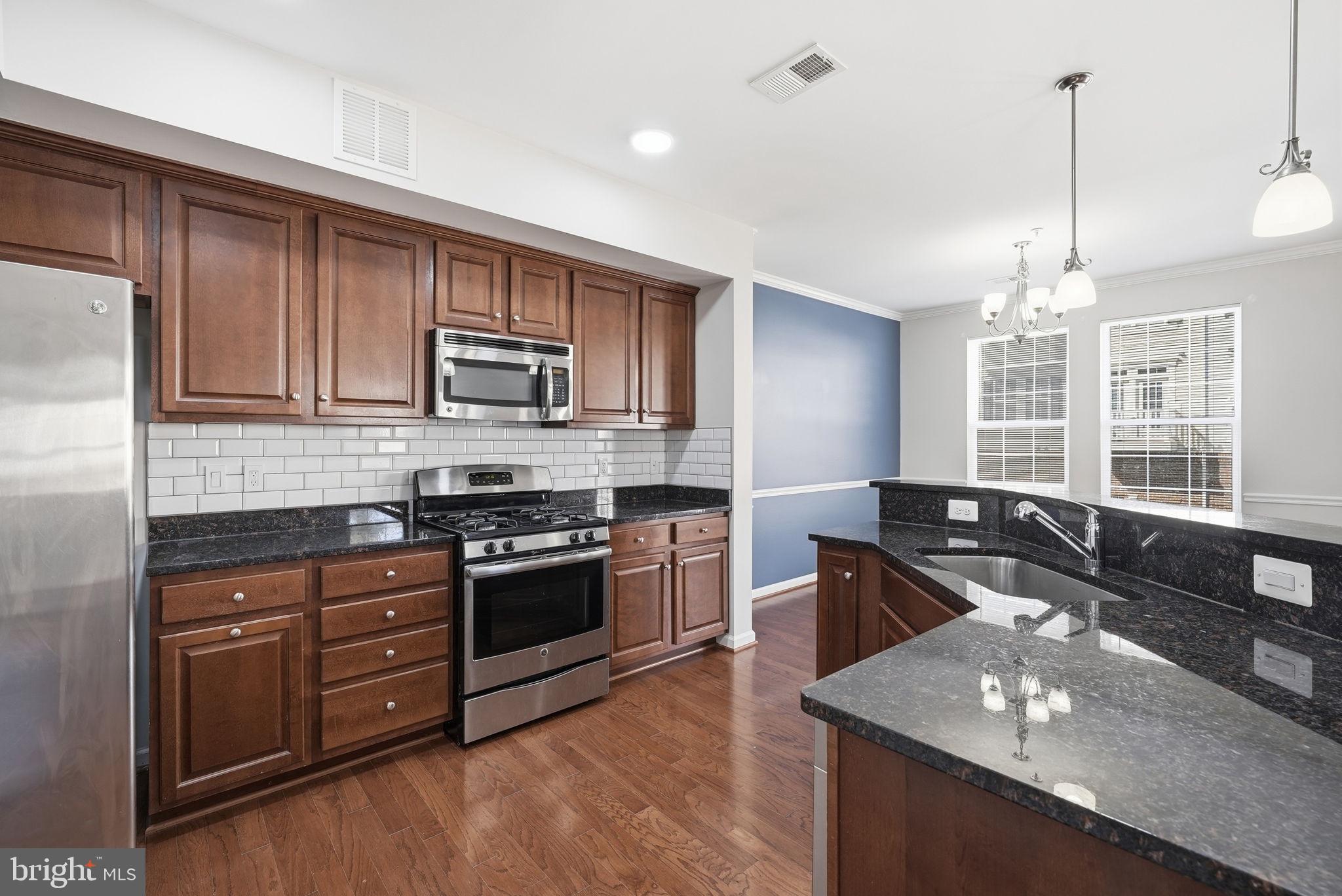 4774 Dane Ridge Circle Woodbridge, VA 22193 - Photo 10 of 31