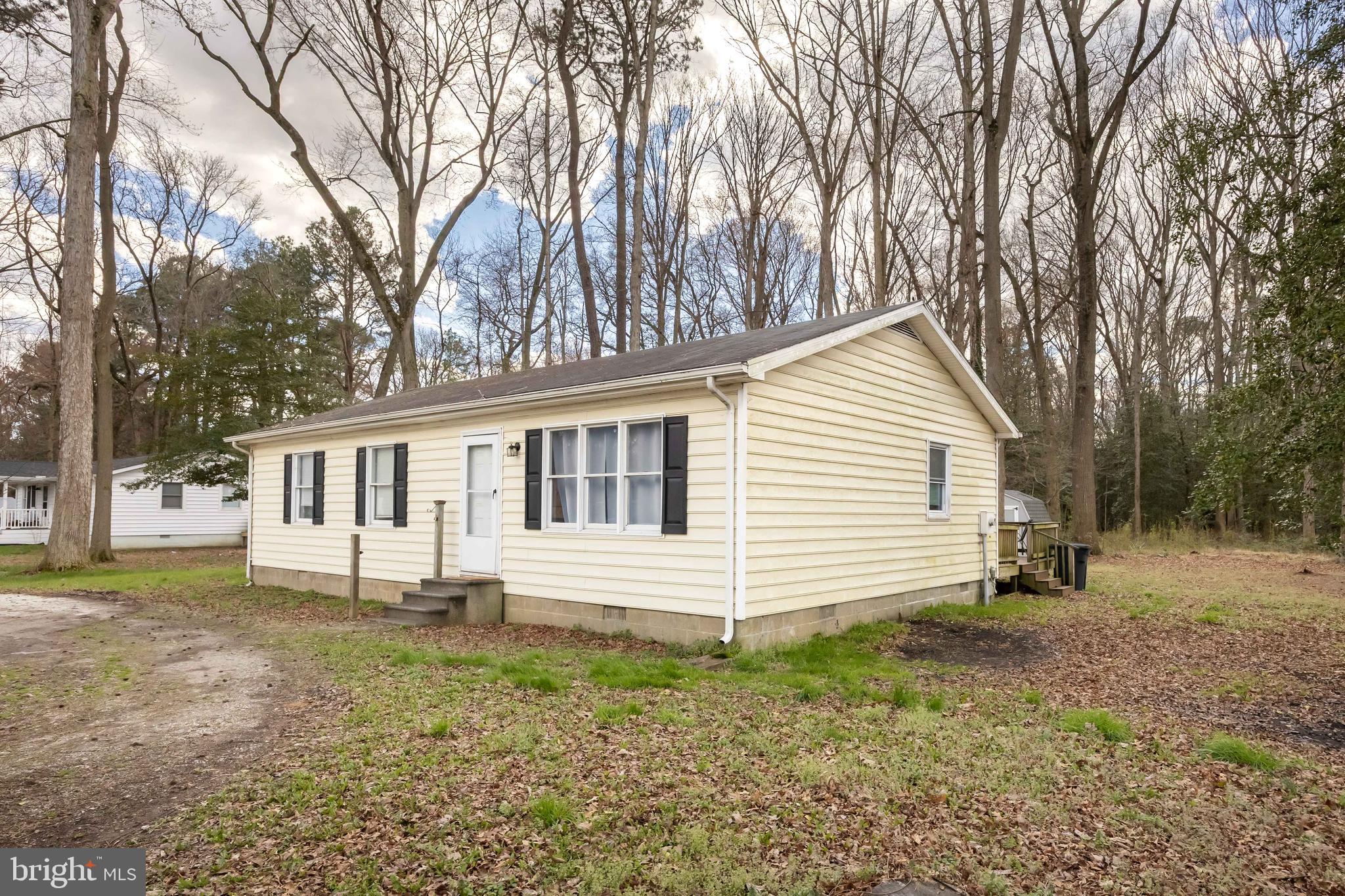6870 Zion Church Road Salisbury, MD 21804 - Photo 5 of 39 a view of a house with a yard