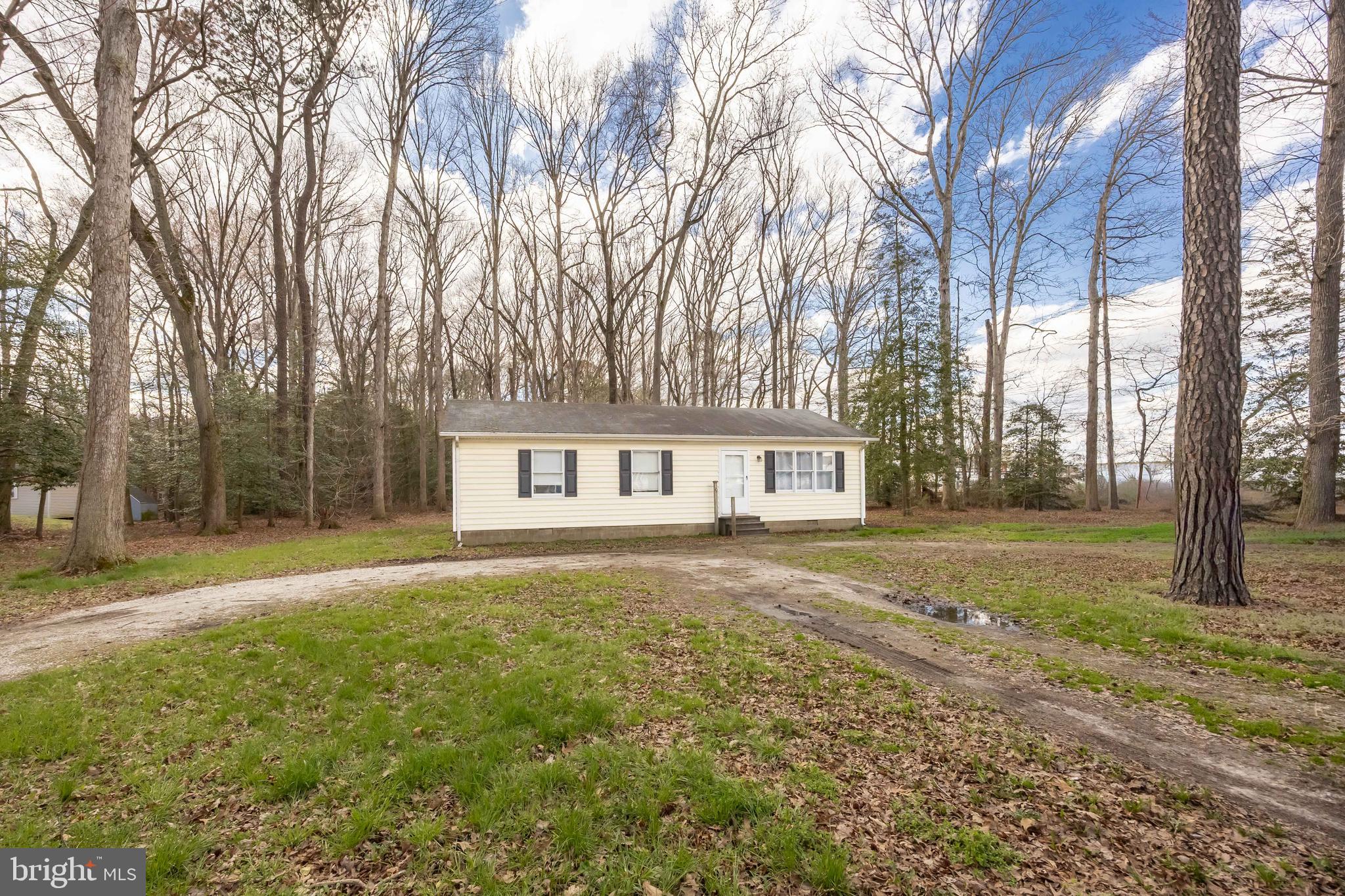 6870 Zion Church Road Salisbury, MD 21804 - Photo 6 of 39 a view of a house with a yard