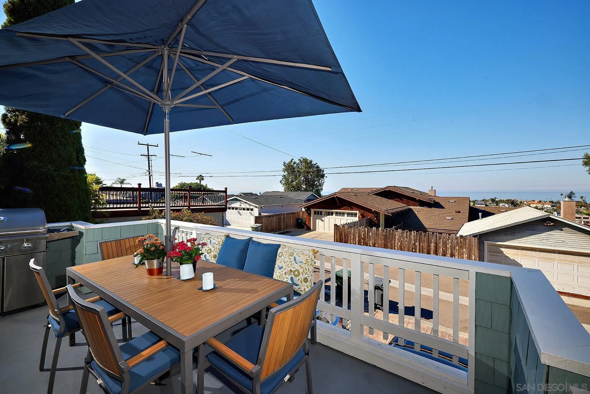 744 Cornish Drive Encinitas, CA 92024 - Photo 8 of 39 a view of a table and chairs in patio