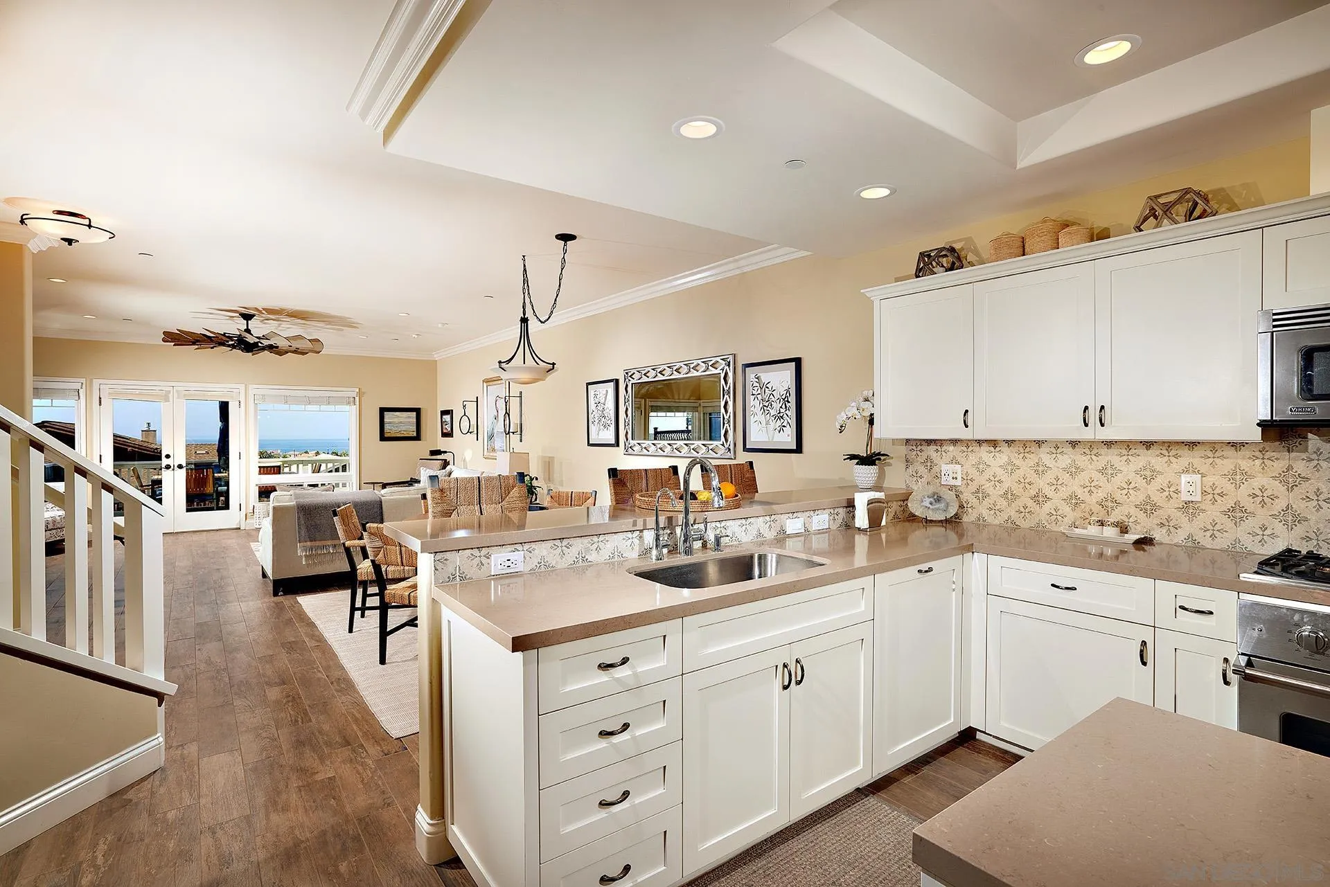 744 Cornish Drive Encinitas, CA 92024 - Photo 10 of 39 a kitchen with lots of counter top space