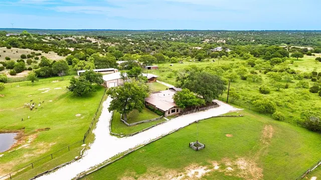 $575,000 | 317 County Road 278, Tuscola, TX 79562
