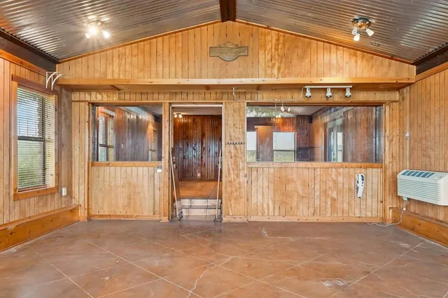 $575,000 | 317 County Road 278, Tuscola, TX 79562