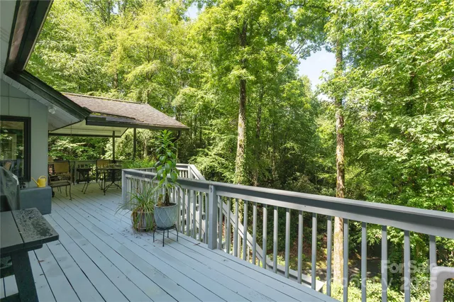a view of a stairs and an outdoor space