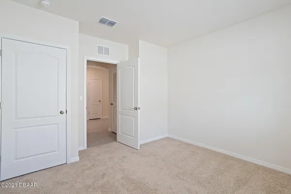 $2,395 | 118 Birch Tree Place, Daytona Beach, FL 32117