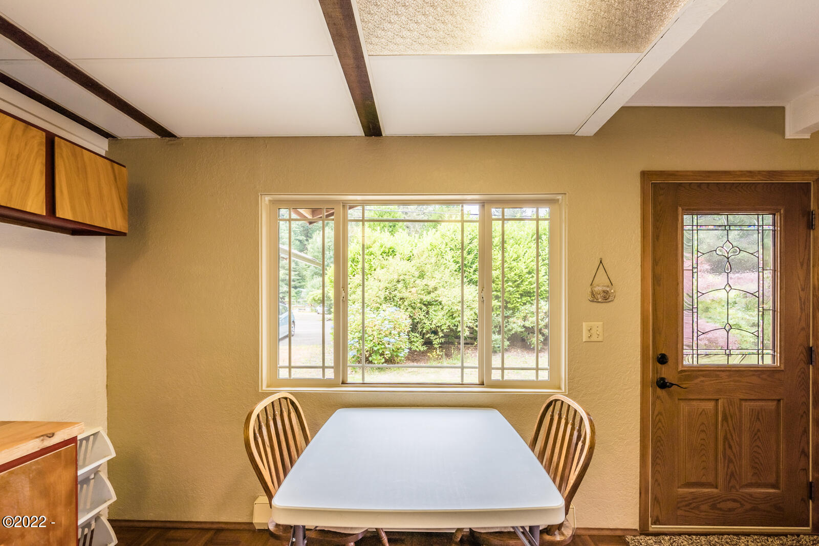 2420 North North Bank Road Otis, OR 97368 - Photo 11 of 30 2420 Dining area
