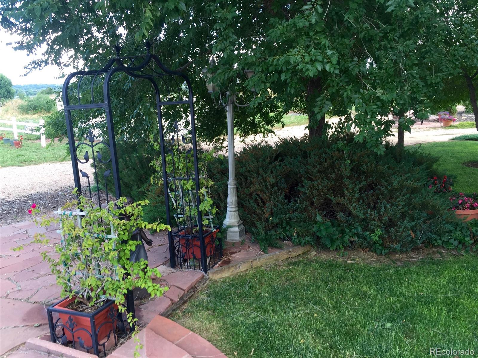 9774 Phillips Road Lafayette, CO 80026 - Photo 6 of 27 a view of an outdoor space