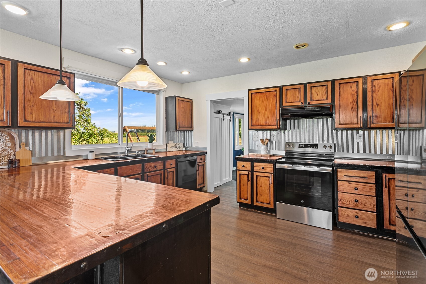 2654 Halverstick Road Lynden, WA 98264 - Photo 14 of 39