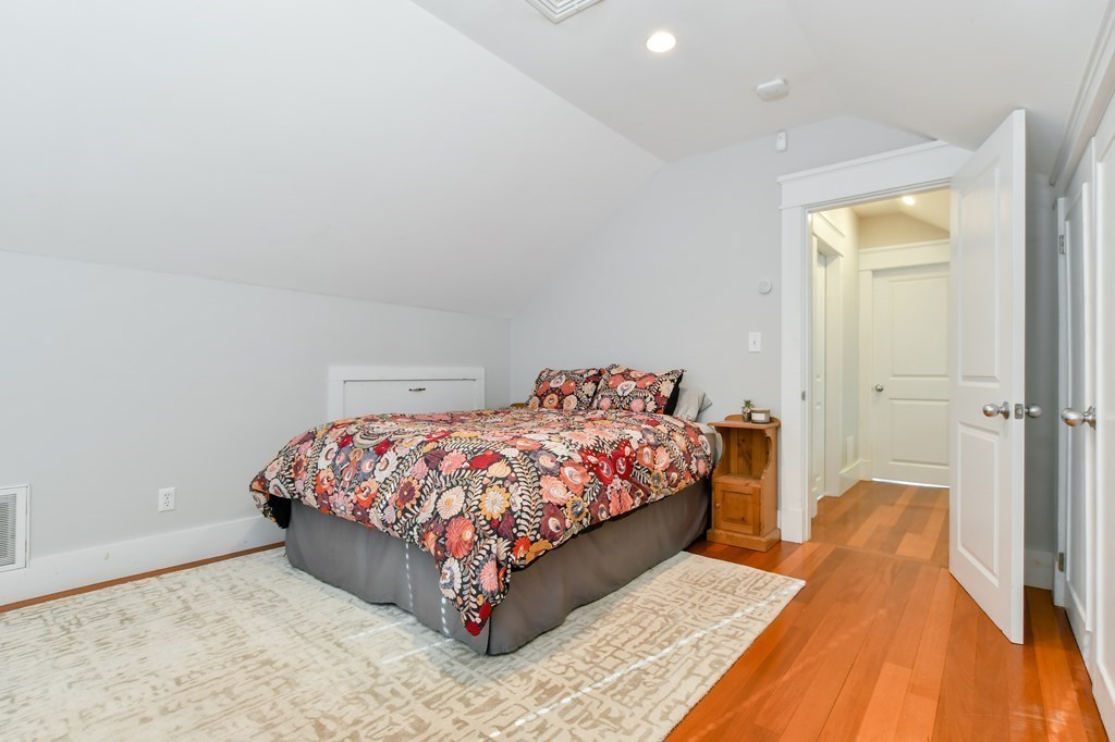 44 Rockview Street, Unit 3 Boston, MA 02130 - Photo 12 of 32