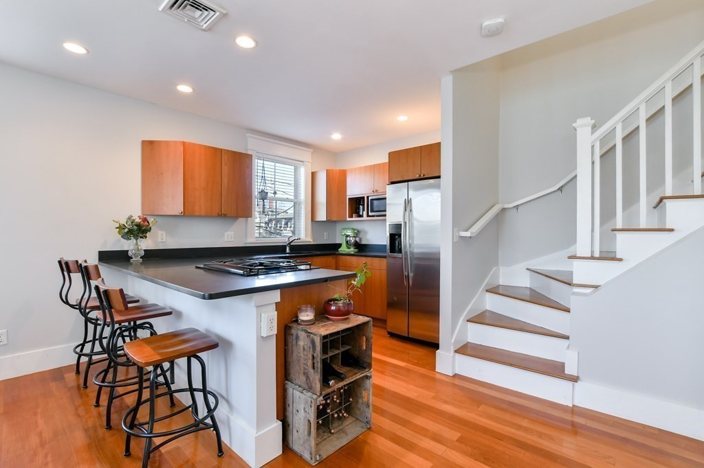 44 Rockview Street, Unit 3 Boston, MA 02130 - Photo 4 of 32