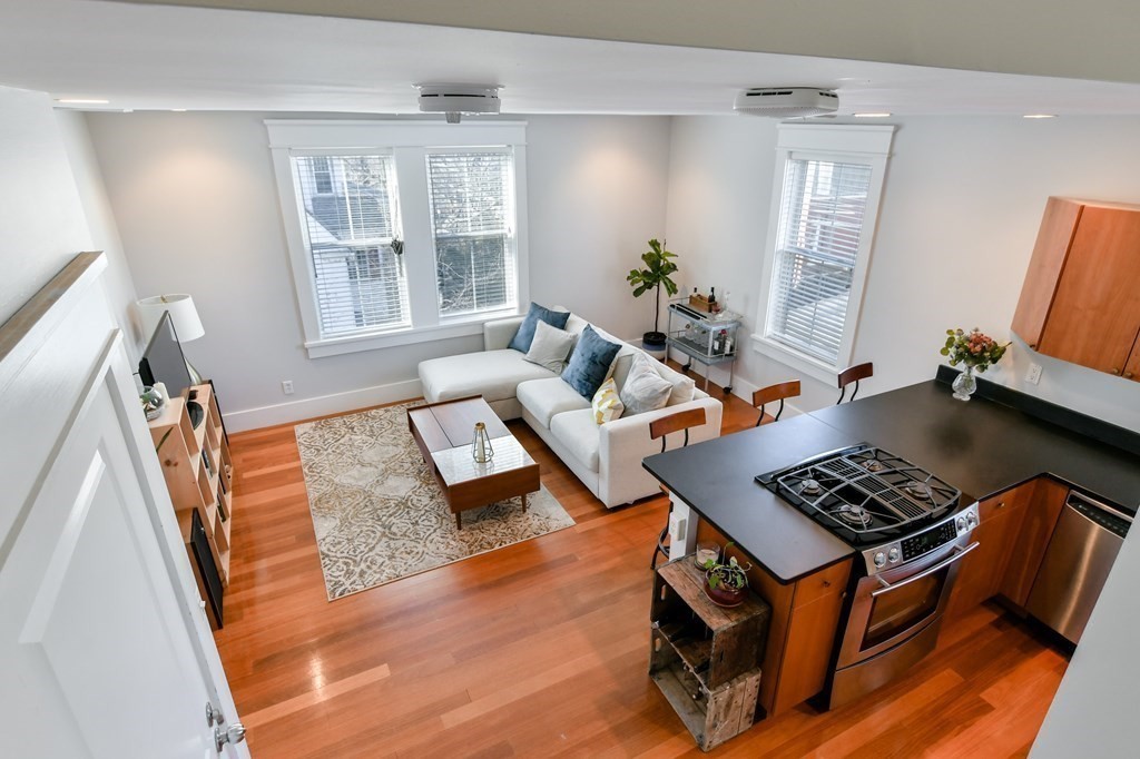 44 Rockview Street, Unit 3 Boston, MA 02130 - Photo 9 of 32