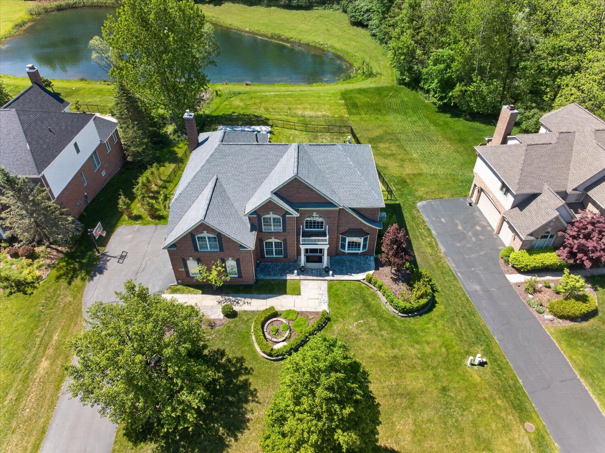 2931 Walnut Ridge Drive Ann Arbor, MI 48103 - Photo 2 of 102 103-2931-Walnut-Ridge-Dr-WindowStill-Pho