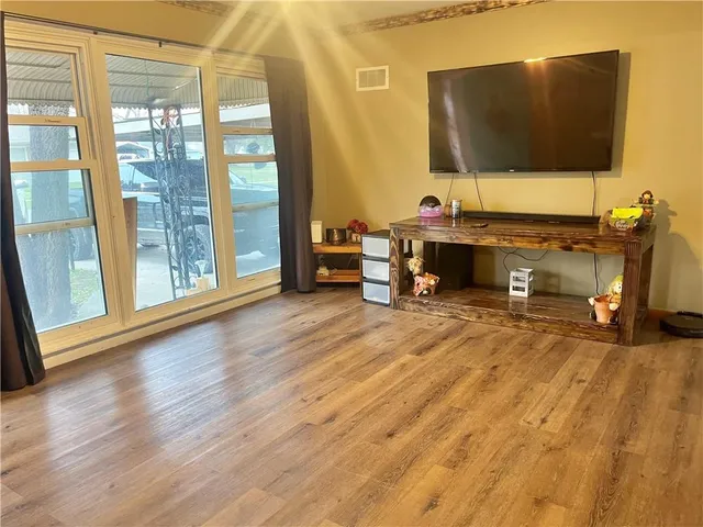 $97,500 | 316 North Webster Street, Erie, KS 66733