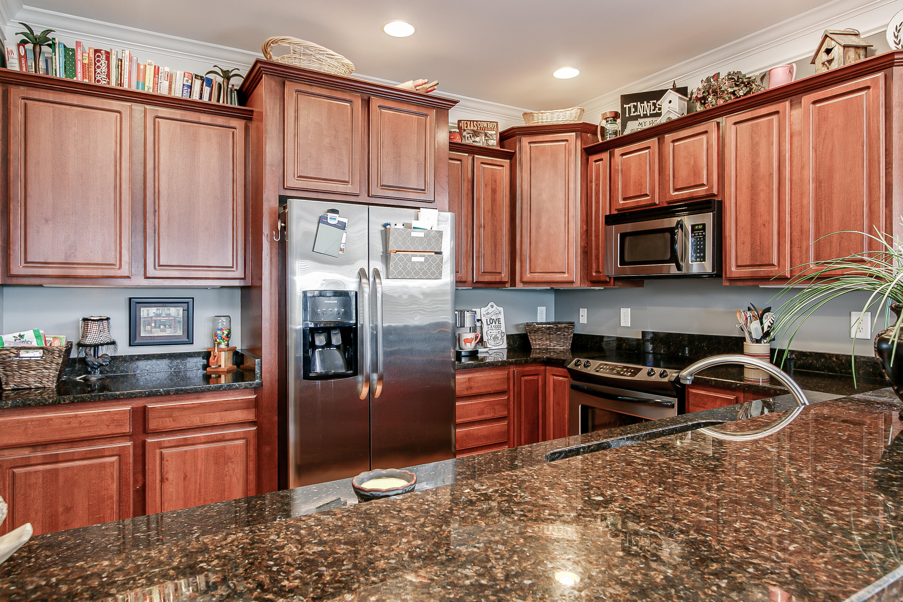 3649 Crest Road Kingsport, TN 37664 - Photo 6 of 45 Love this Kitchen