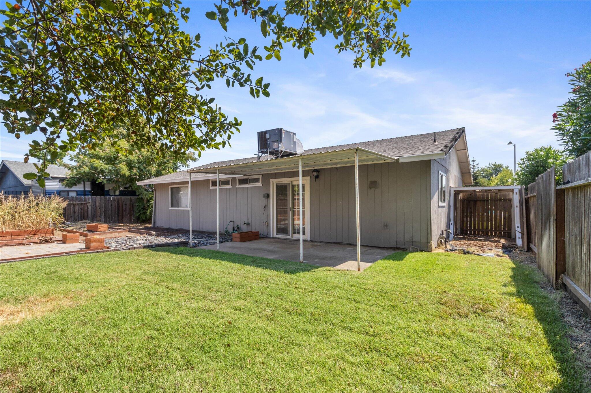 3608 Dune Street Redding, CA 96002 - Photo 19 of 22 22-Biggerflow Real Estate Media-22