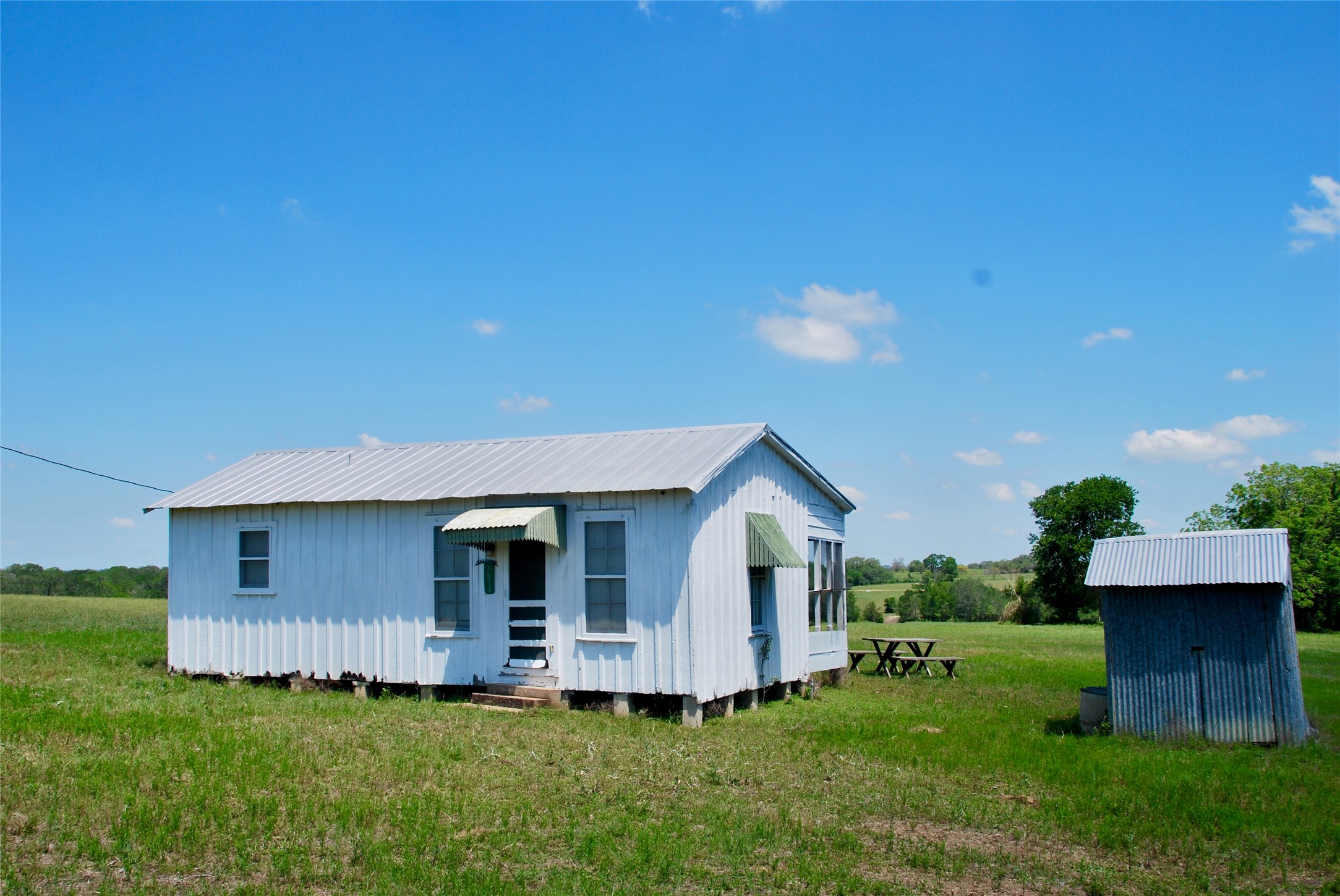 1070 Muehr Road Weimar, TX 78962 - Photo 13 of 40