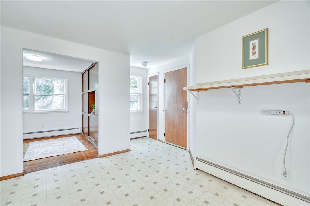 114 Phelps Road Honeoye Falls, NY 14472 - Photo 13 of 48