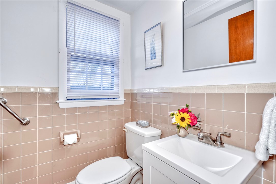 114 Phelps Road Honeoye Falls, NY 14472 - Photo 15 of 48