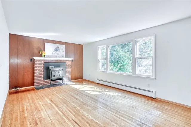 $286,000 | 114 Phelps Road, Honeoye Falls, NY 14472