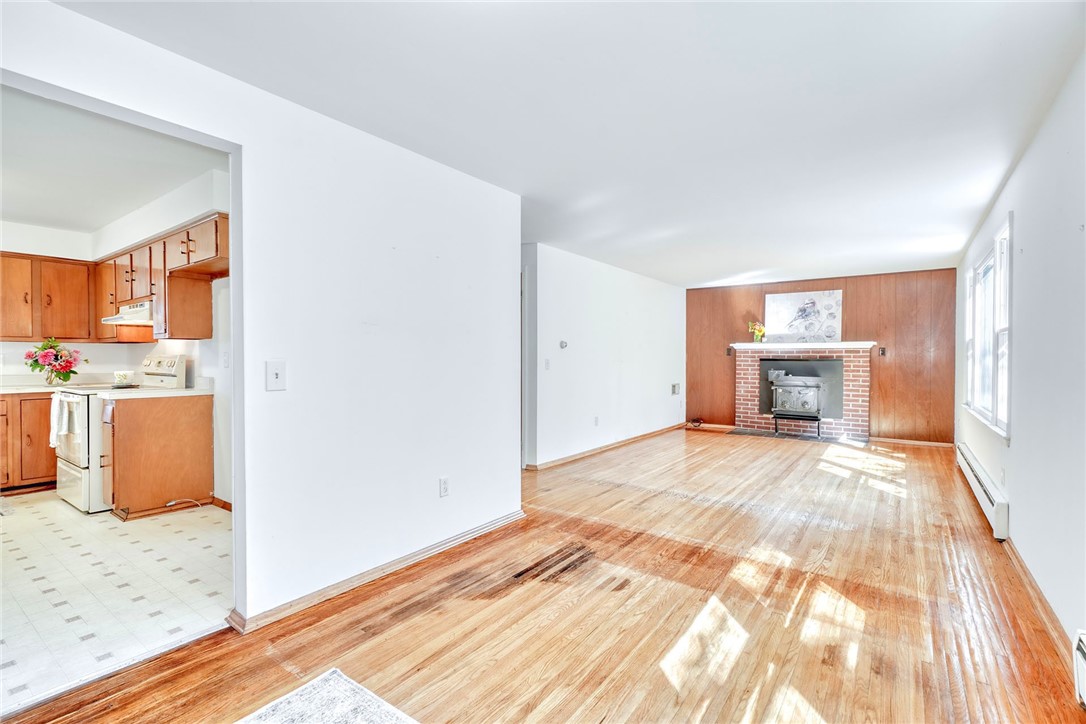 114 Phelps Road Honeoye Falls, NY 14472 - Photo 10 of 48