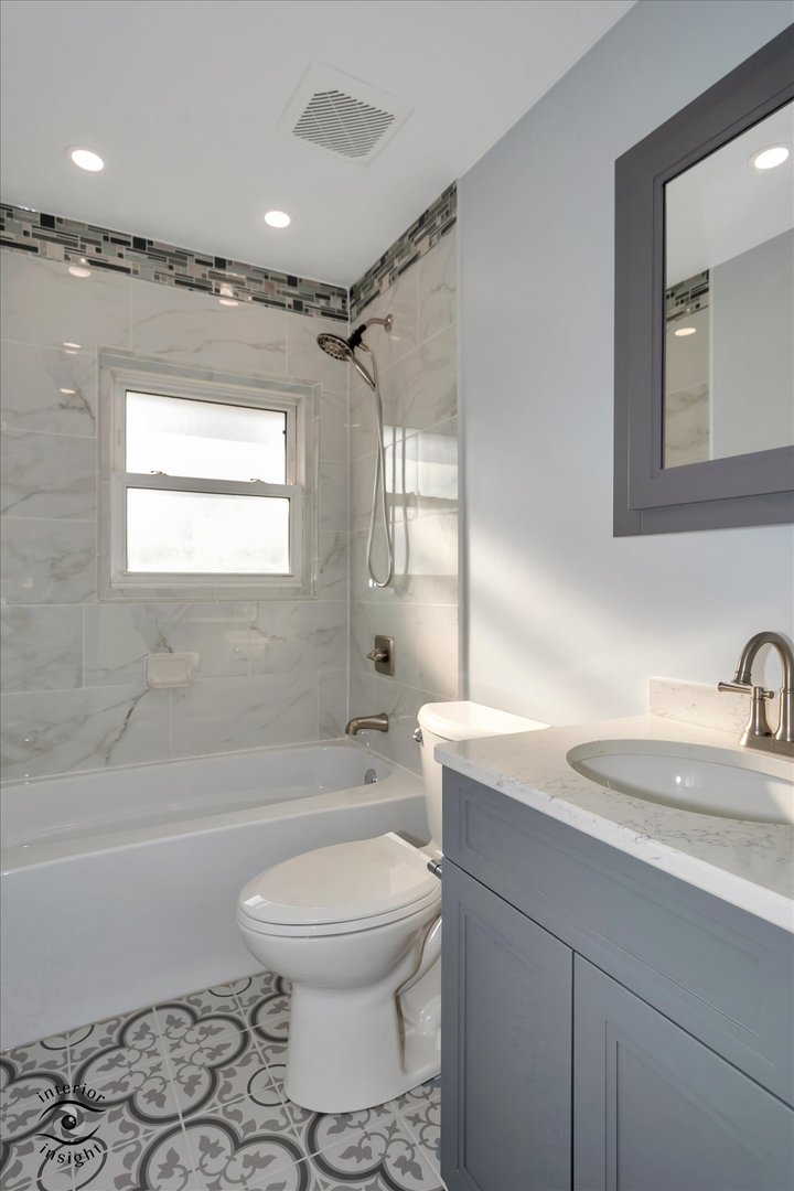 201 Healy Avenue Romeoville, IL 60446 - Photo 13 of 26 Gallery Image 13