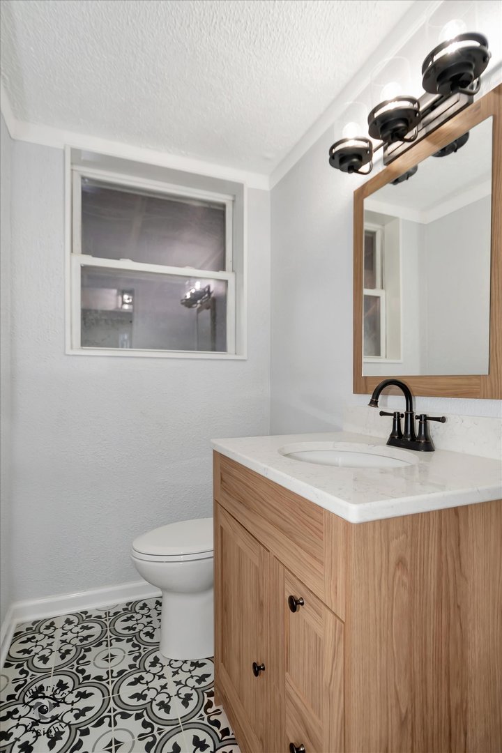 201 Healy Avenue Romeoville, IL 60446 - Photo 19 of 26 Gallery Image 19