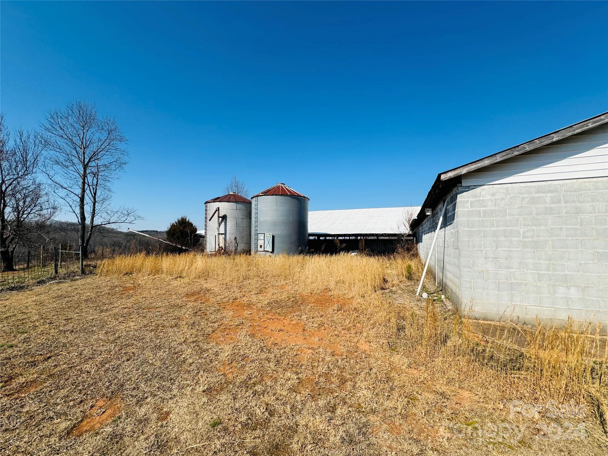3425 Zion Church Road Hickory, NC 28602 - Photo 4 of 42