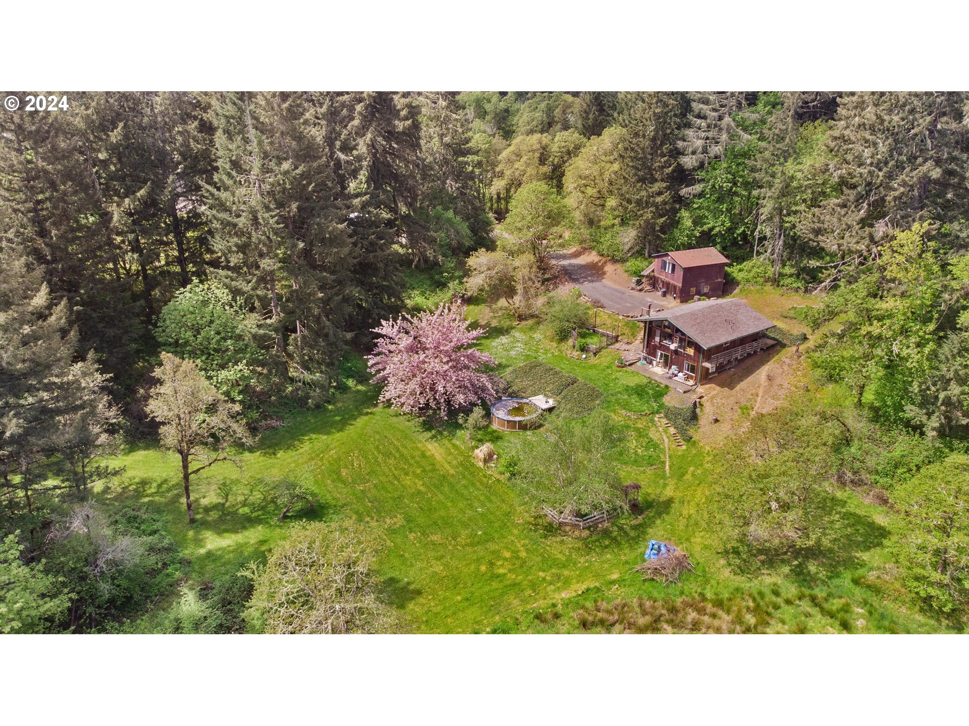 14885 Ferns Corner Road Dallas, OR 97338 - Photo 44 of 47