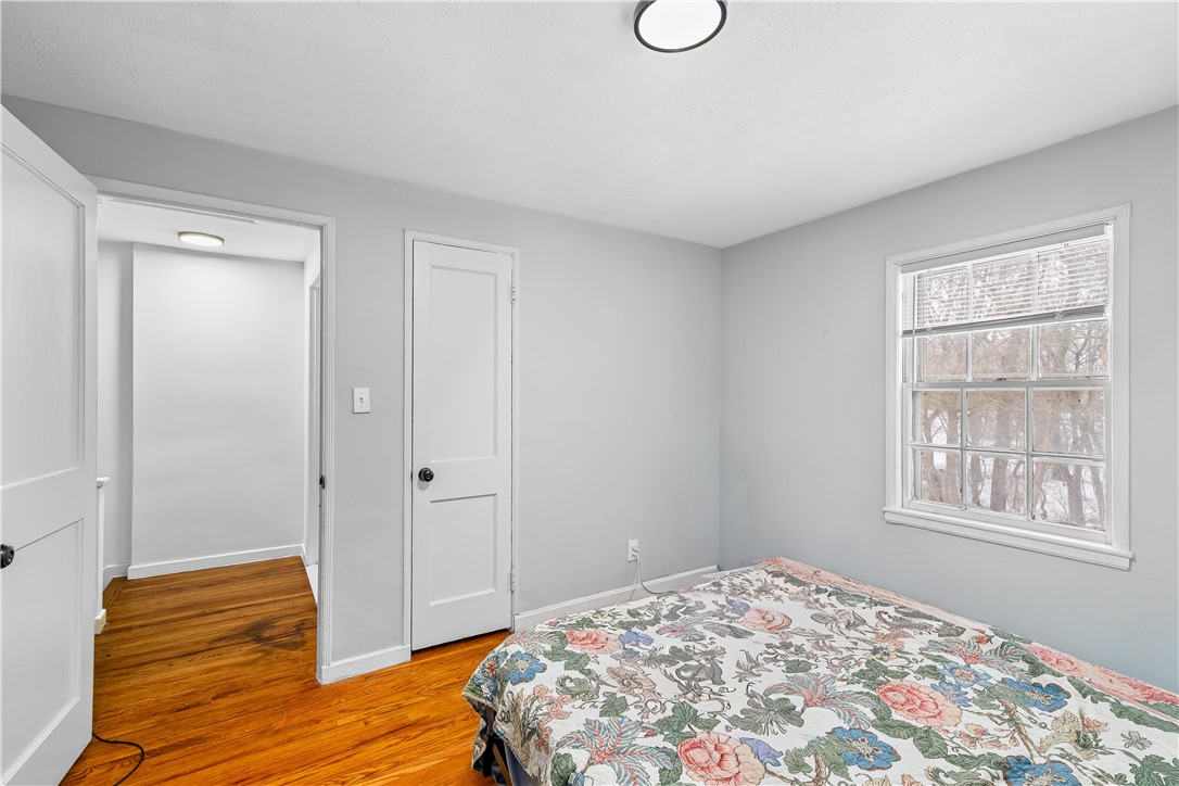 148 Yorktown Road North Kingstown, RI 02852 - Photo 14 of 25