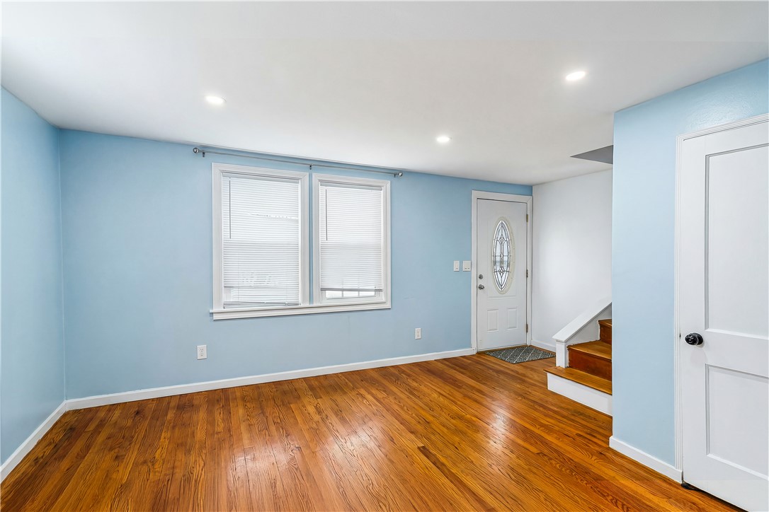 148 Yorktown Road North Kingstown, RI 02852 - Photo 15 of 25