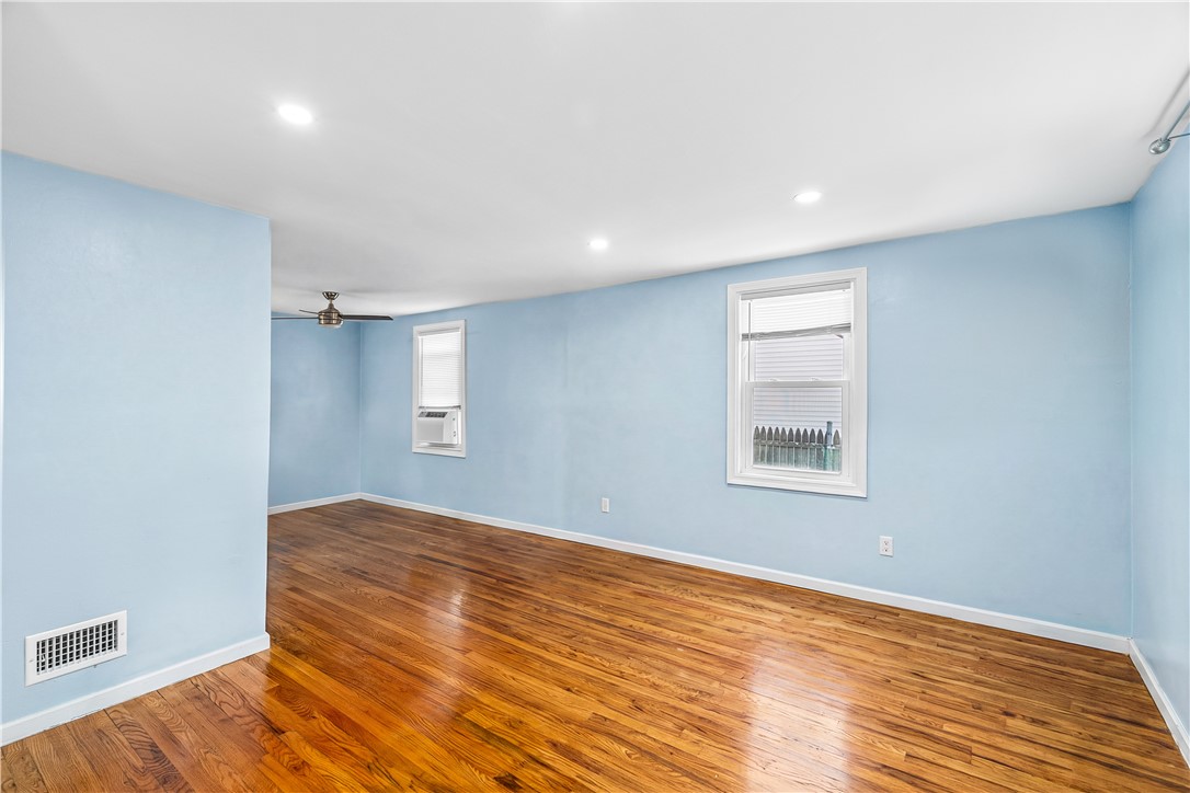 148 Yorktown Road North Kingstown, RI 02852 - Photo 16 of 25