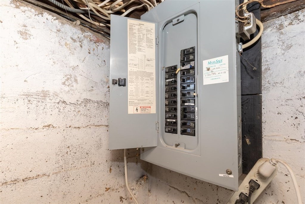 12 Linebrook Road Ipswich, MA 01938 - Photo 26 of 30 a bathroom with a shower