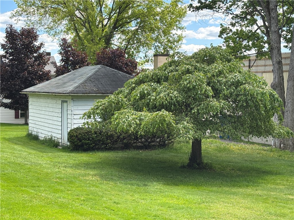 222 Chestnut Street Kane, PA 16735 - Photo 27 of 32