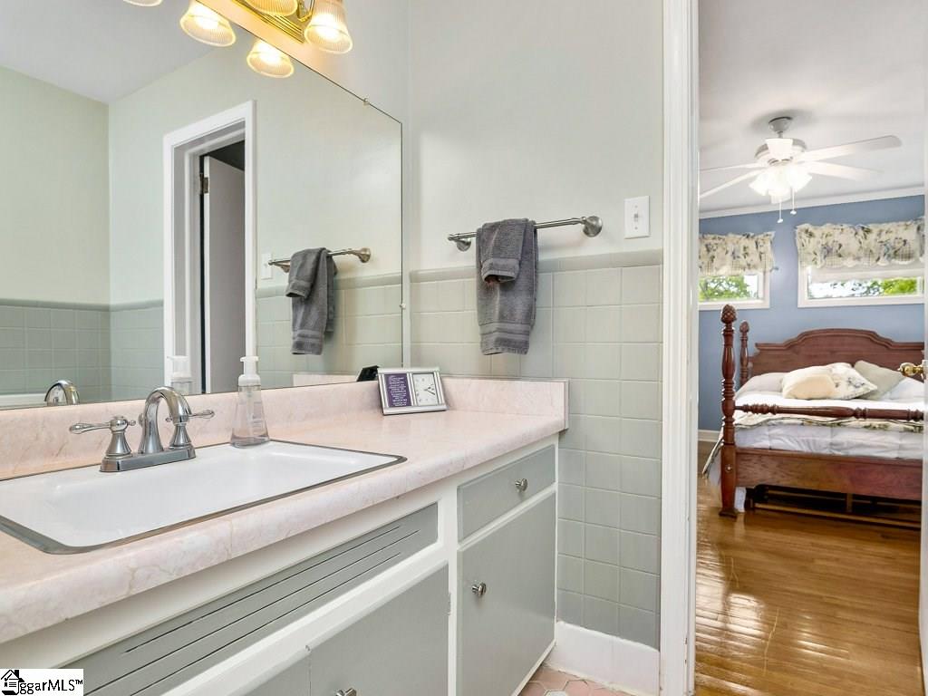 135 Waddell Road Greenville, SC 29609 - Photo 17 of 33 Gallery Image 17